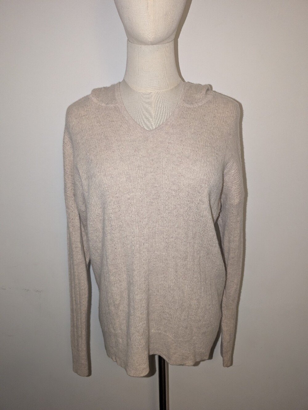 Club Monaco 100% Cashmere V-Neck Hooded Sweater